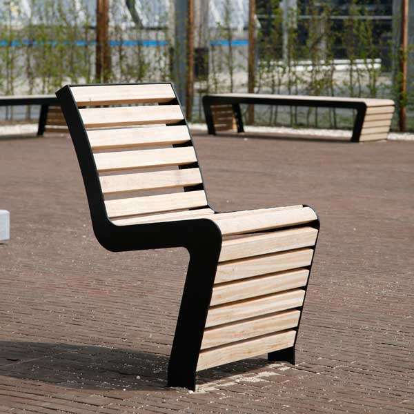 Katu- ja puistokalusteet | Tuolit ja istuimet | FalcoLinea tuolit ja istuimet (kovapuu) | image #12 |  