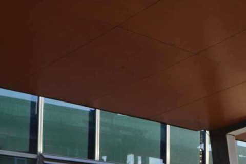 Jyväskylän matkakeskukselle kaksikerrostelineitä