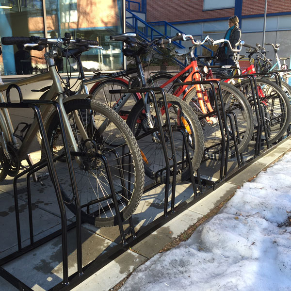 Falco Ideal pyörätelineet Jyväskylän Yliopistolle