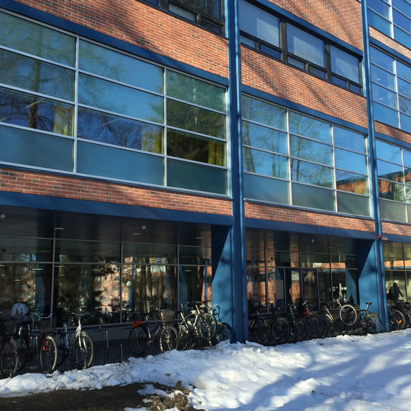 Falco Ideal pyörätelineet Jyväskylän Yliopistolle