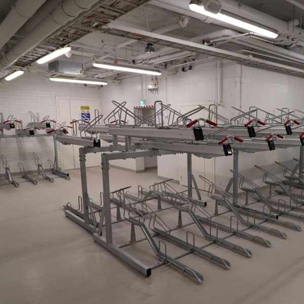 telineet_FalcoLevel_Polkupyörien_pysäköinti