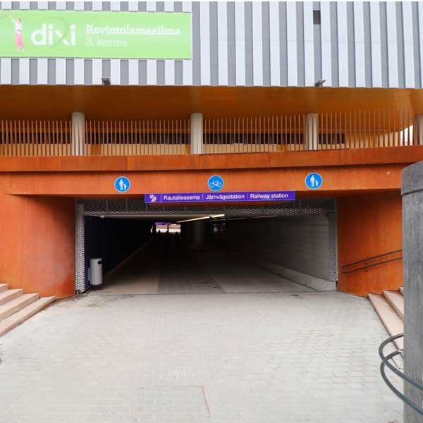 telineet_FalcoLevel_Polkupyörien_pysäköinti