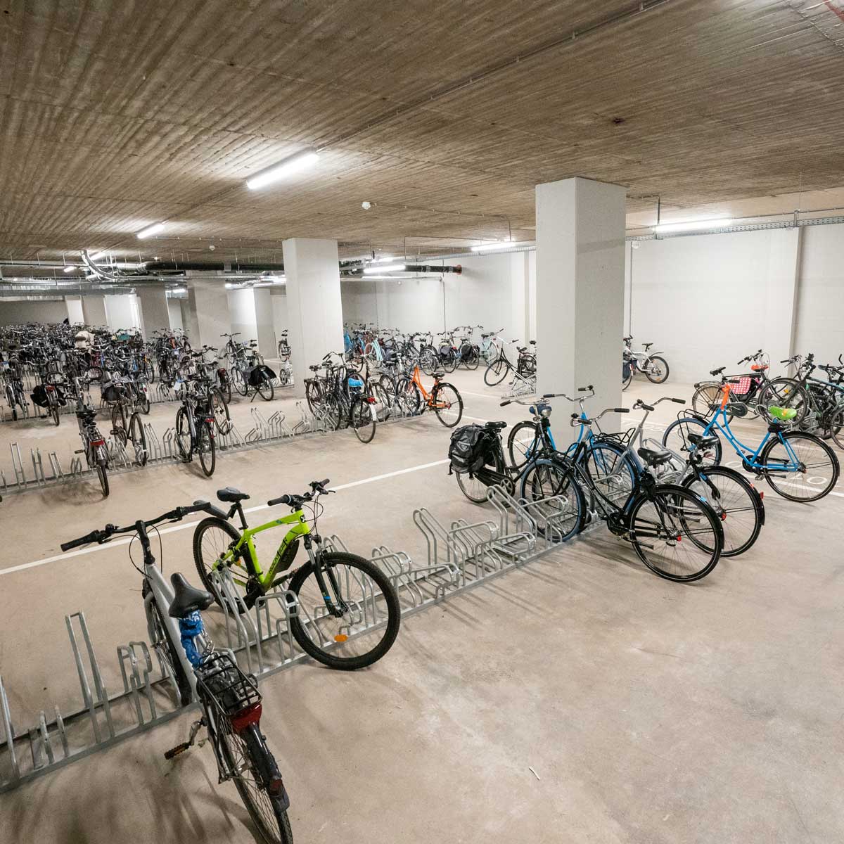 A-11 2-puolinen pyöräteline