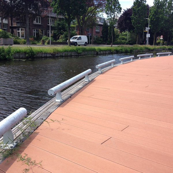 parkeervoorzieningen geleidebuis verkeersgeleider