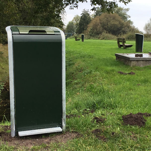 FalcoJona 70 roska-astiat